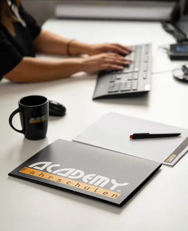 Wir bieten dir eine virtuelle Online-Beratung & Anmeldung an