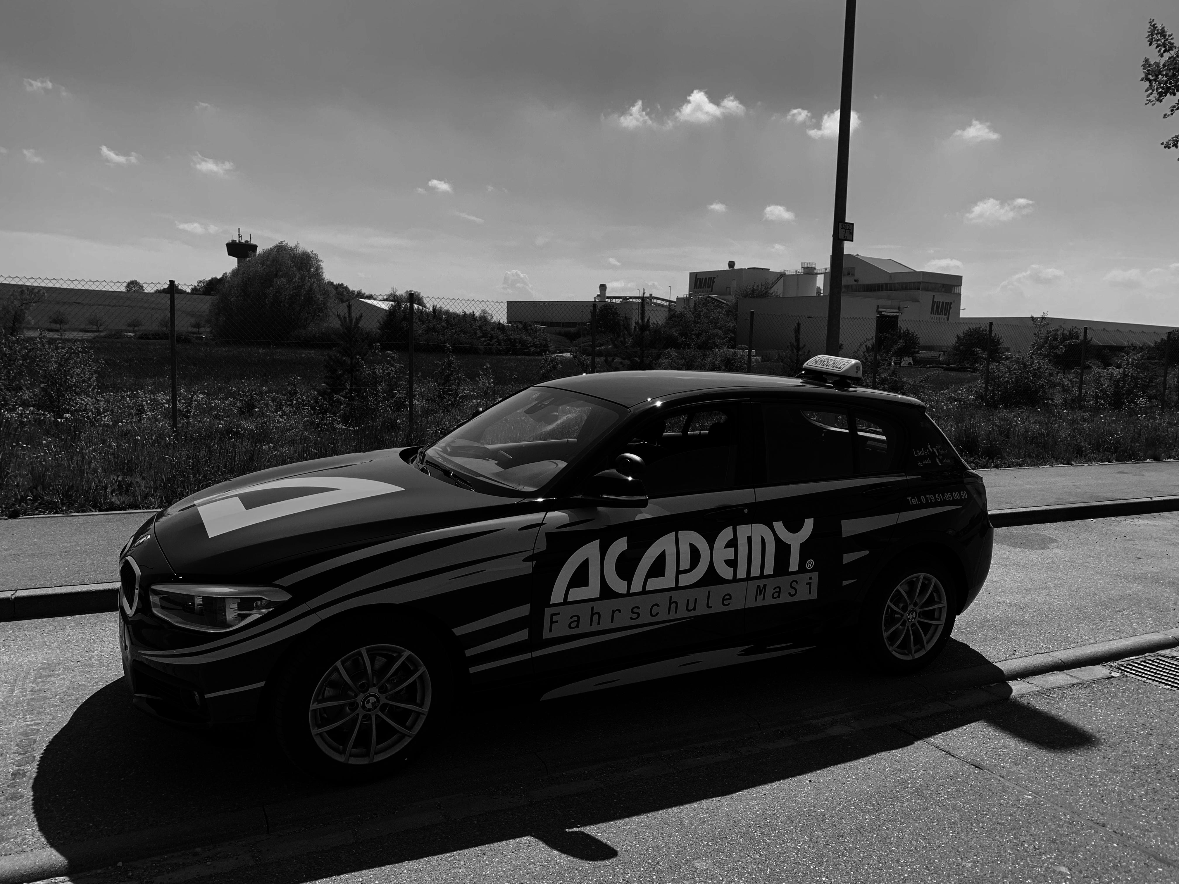 ACADEMY Fahrschule BMW 118